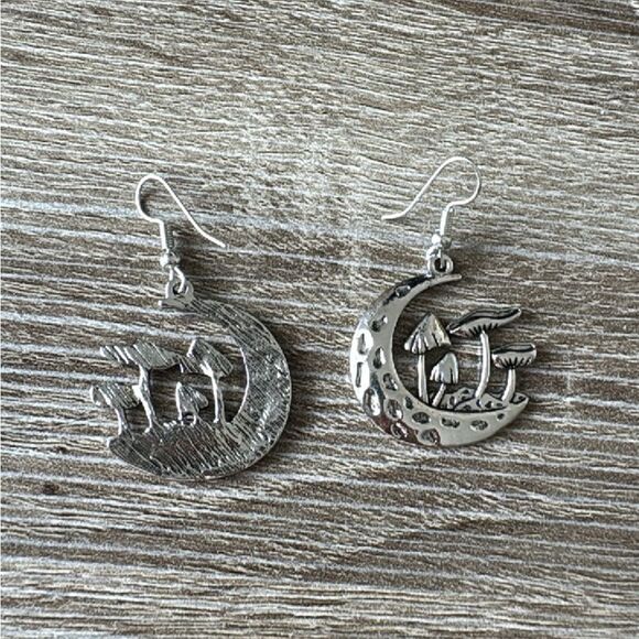 Bohemian mushroom drop earrings A328 - Picture 5 of 5